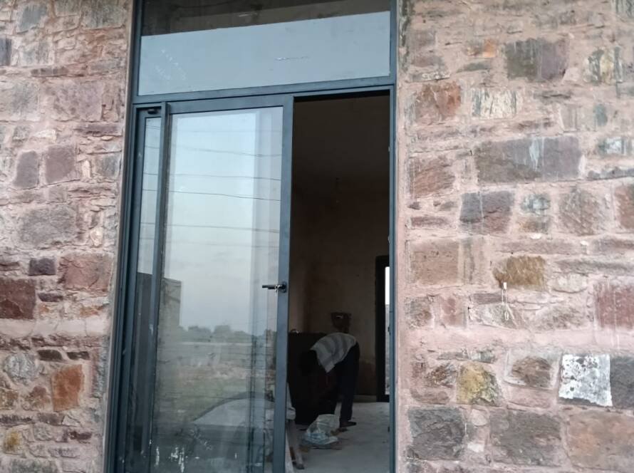 Luxury Resort System Aluminium Door Windows Installed